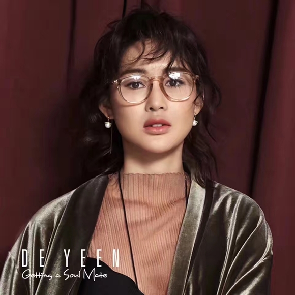 earrings - Picture 4 of 4